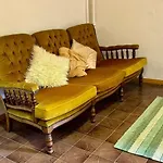 Historic Old Townhouse In Center Of