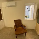 Historic Old Townhouse In Center Of Chieti