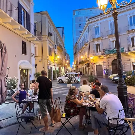Historic Old Townhouse In Center Of Chieti