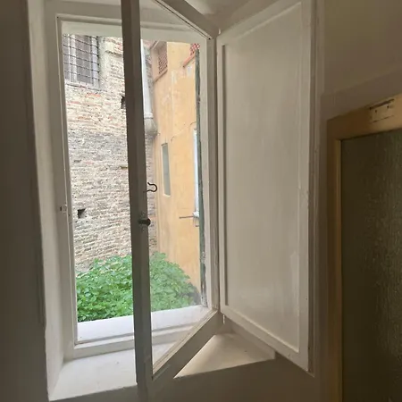Historic Old Townhouse In Center Of Apartment Chieti