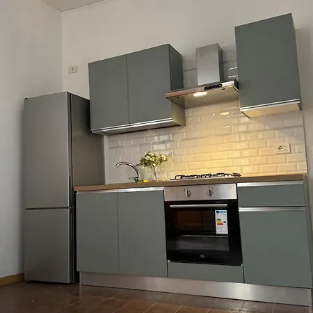 Historic Old Townhouse In Center Of Apartment *