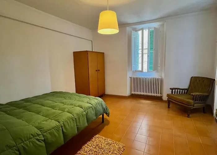 Διαμέρισμα Historic Old Townhouse In Center Of Κιέτι