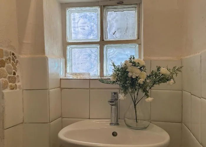 Διαμέρισμα Historic Old Townhouse In Center Of