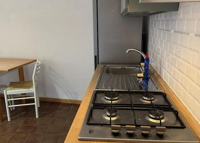 Historic Old Townhouse In Center Of * Κιέτι